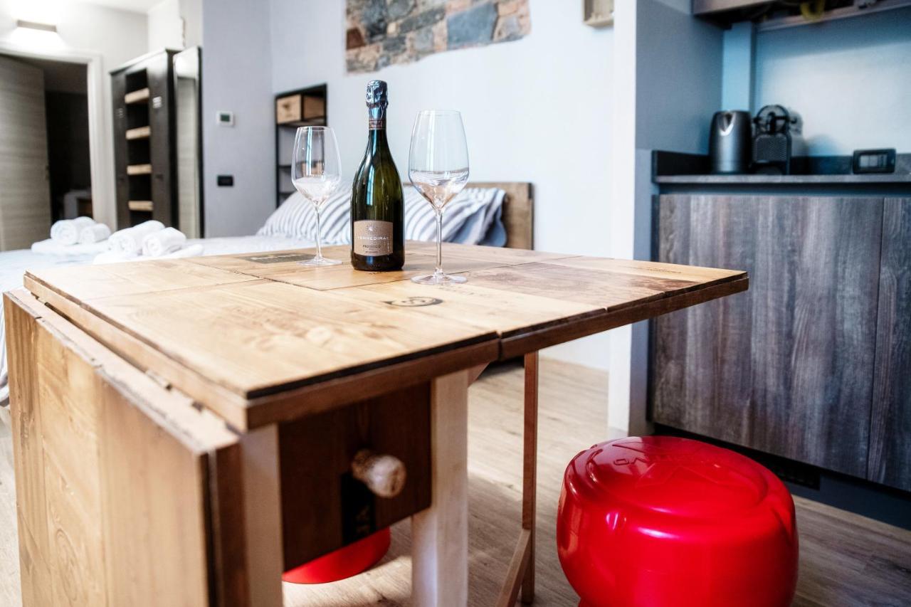 Appartamento Wine House - The House Of Travelers Côme Esterno foto