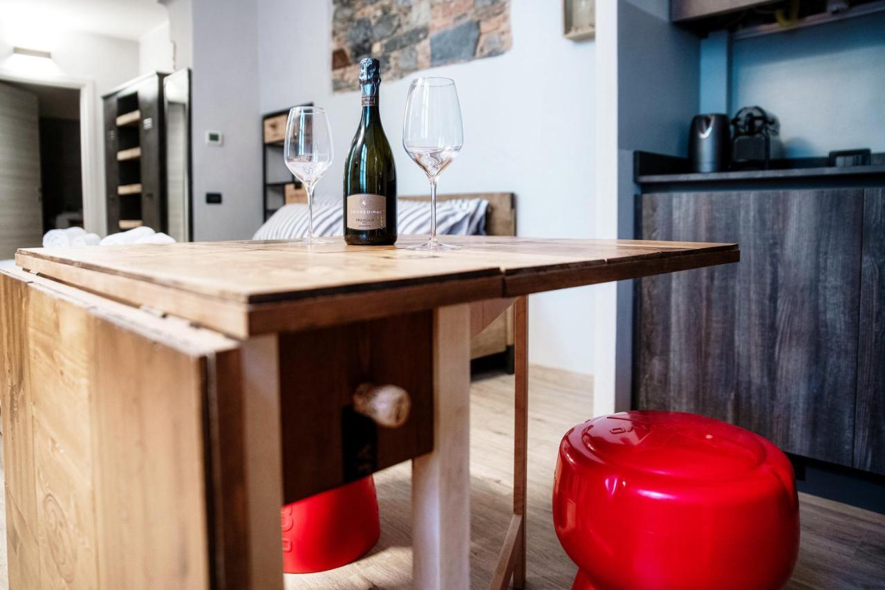 Appartamento Wine House - The House Of Travelers Côme Esterno foto